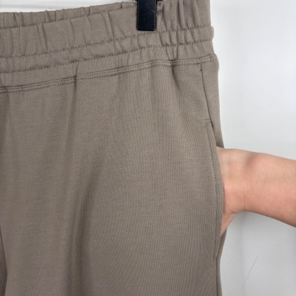 Peruvian Connection Avery Cropped Pants M Wide Leg Pull On Olive Boho Minimalist - Picture 5 of 13